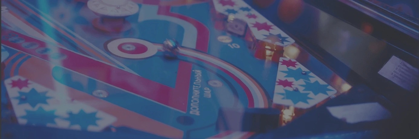 美术设计团队
宣传海报、游戏UI-博安源码